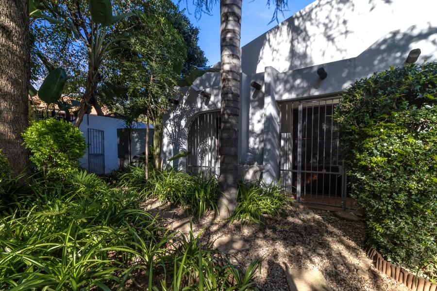 5 Bedroom Property for Sale in Monument Park Gauteng