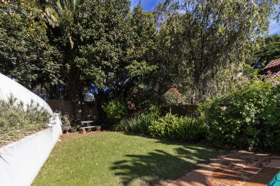 5 Bedroom Property for Sale in Monument Park Gauteng