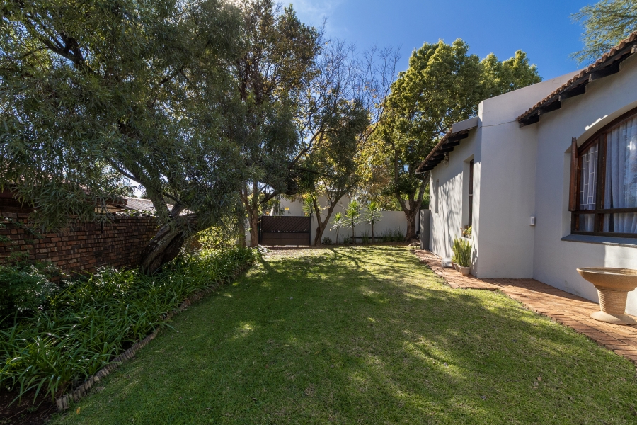 5 Bedroom Property for Sale in Monument Park Gauteng