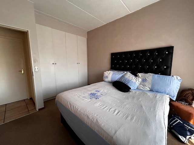 1 Bedroom Property for Sale in Paulshof Gauteng