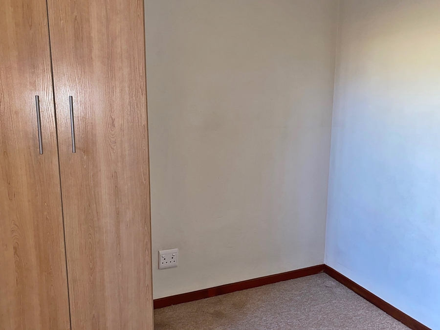 To Let 2 Bedroom Property for Rent in Wendywood Gauteng