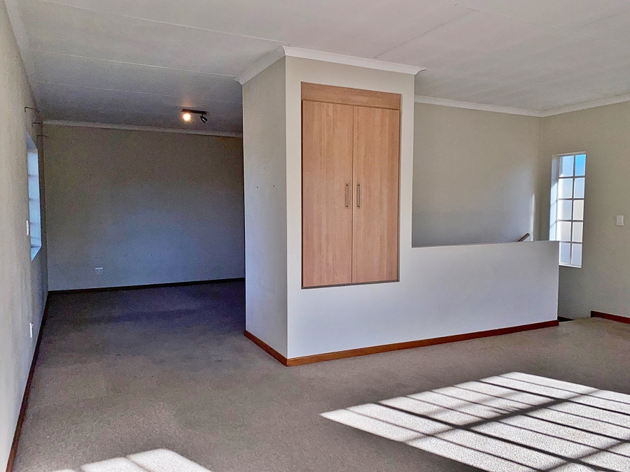 To Let 2 Bedroom Property for Rent in Wendywood Gauteng