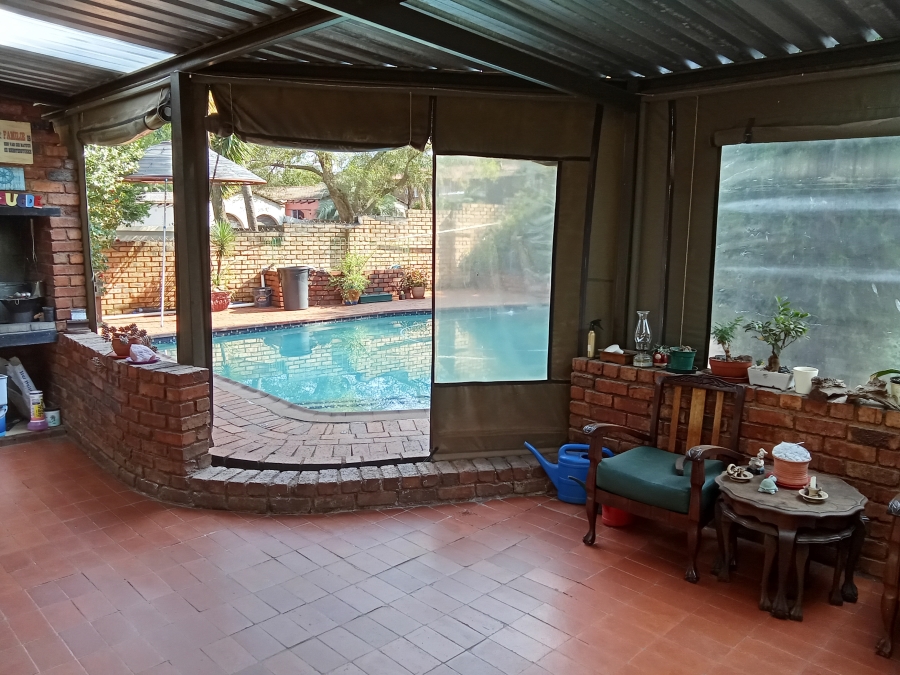3 Bedroom Property for Sale in Roodekrans Gauteng