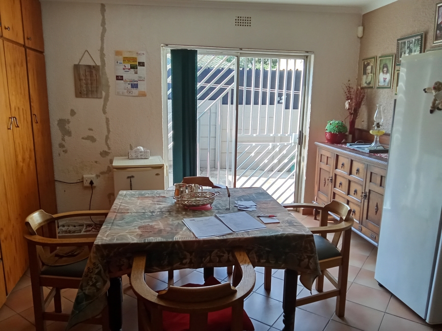 3 Bedroom Property for Sale in Roodekrans Gauteng