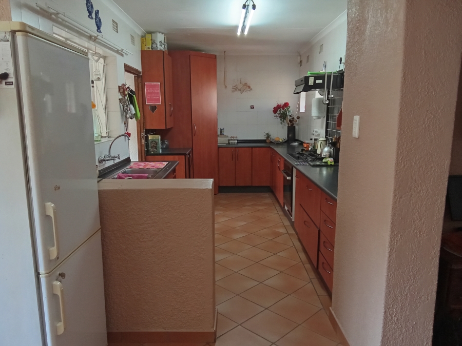 3 Bedroom Property for Sale in Roodekrans Gauteng