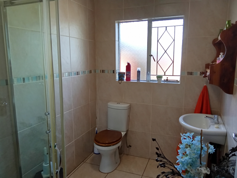 3 Bedroom Property for Sale in Roodekrans Gauteng