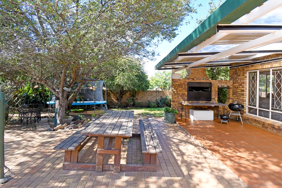 4 Bedroom Property for Sale in Jukskei Park Gauteng