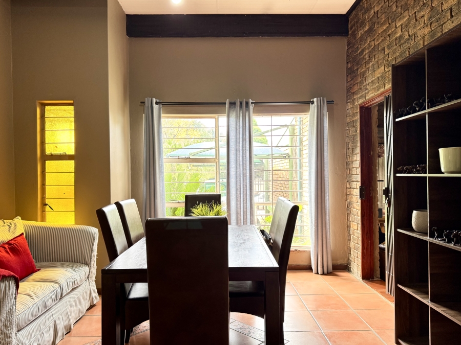 4 Bedroom Property for Sale in Die Wilgers Gauteng