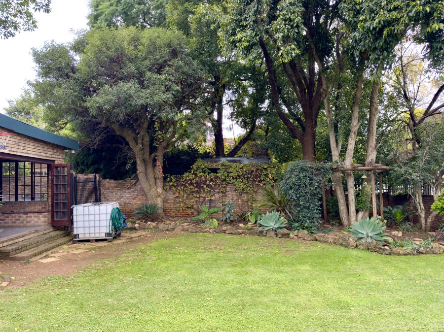 4 Bedroom Property for Sale in Die Wilgers Gauteng