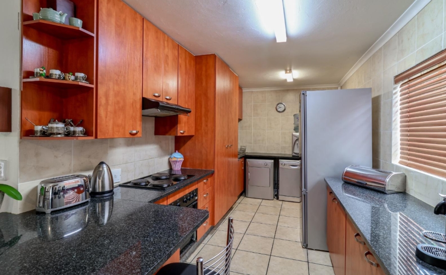 4 Bedroom Property for Sale in Willowbrook Gauteng