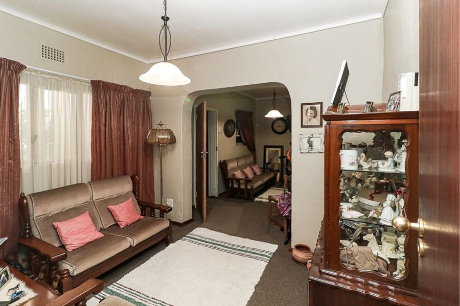 4 Bedroom Property for Sale in Selcourt Gauteng