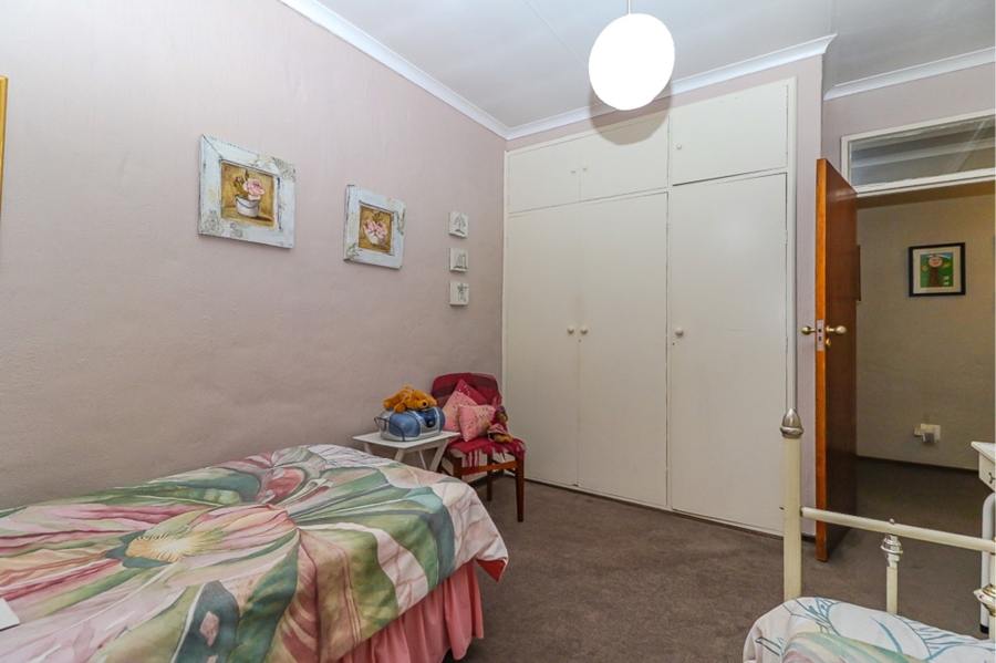 4 Bedroom Property for Sale in Selcourt Gauteng