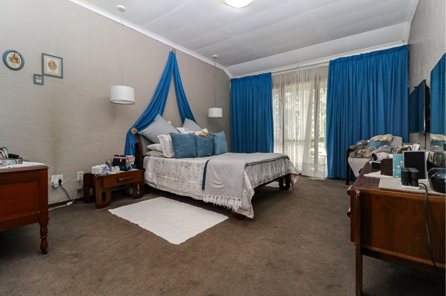 4 Bedroom Property for Sale in Selcourt Gauteng