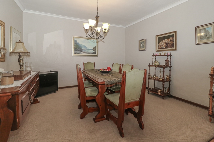 4 Bedroom Property for Sale in Selcourt Gauteng