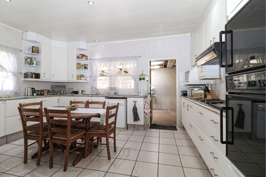 4 Bedroom Property for Sale in Selcourt Gauteng