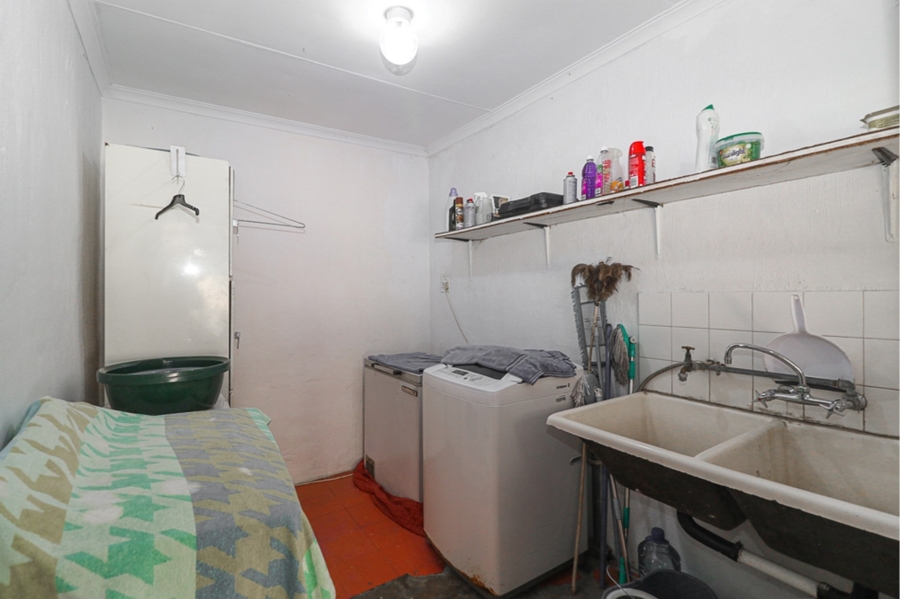 4 Bedroom Property for Sale in Selcourt Gauteng