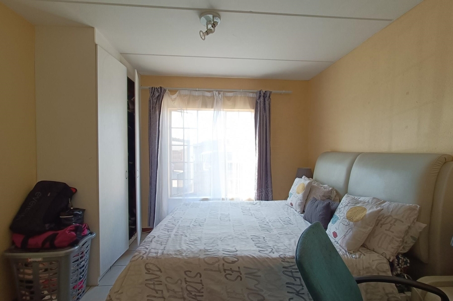 To Let 3 Bedroom Property for Rent in Erand Gardens Gauteng