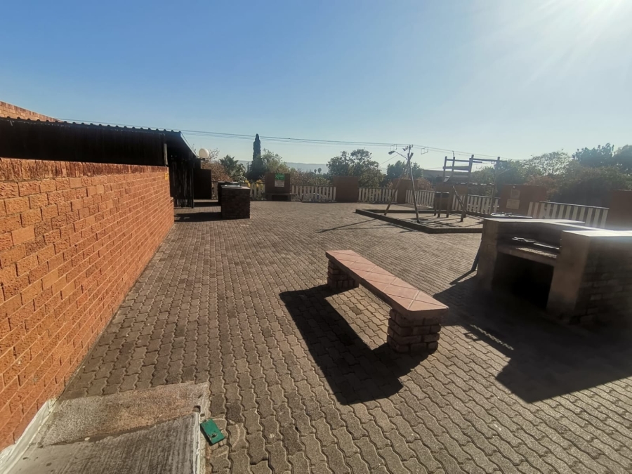 2 Bedroom Property for Sale in Gezina Gauteng