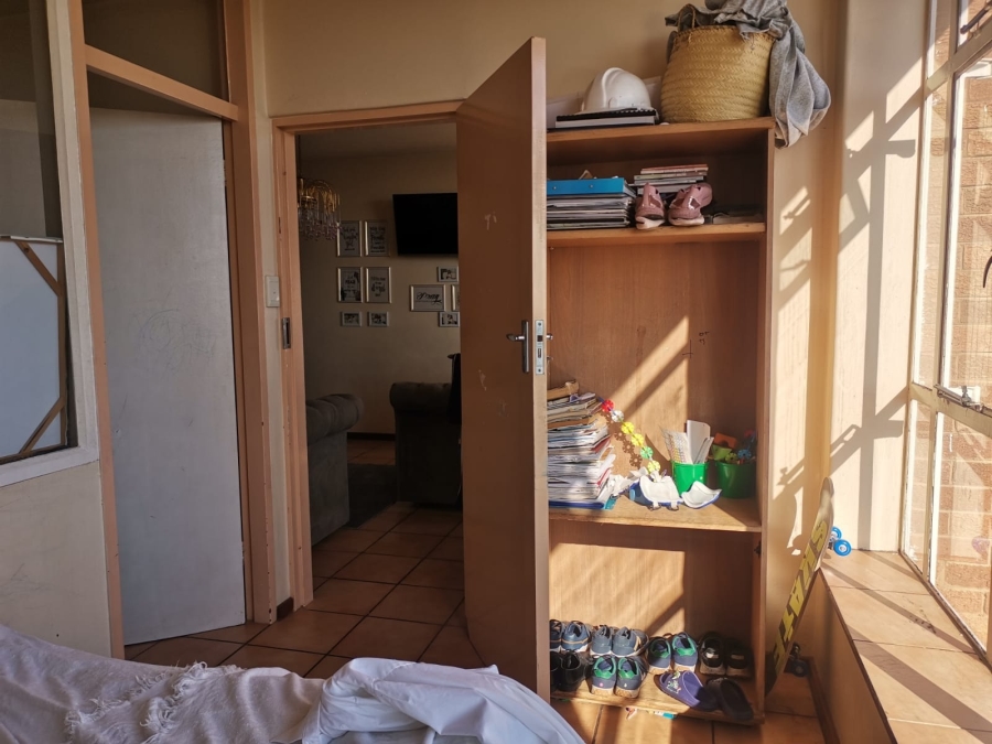 2 Bedroom Property for Sale in Gezina Gauteng