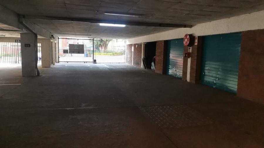 2 Bedroom Property for Sale in Gezina Gauteng