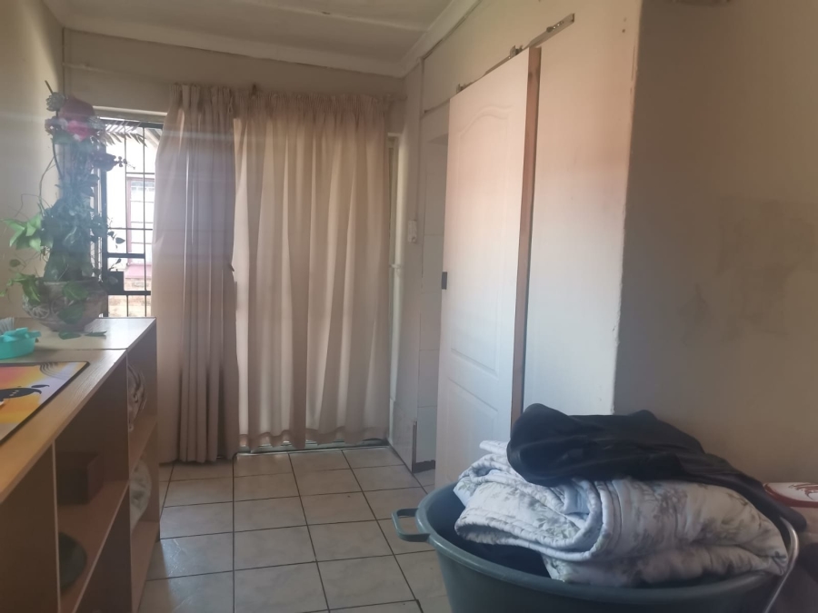5 Bedroom Property for Sale in Pretoria West Gauteng