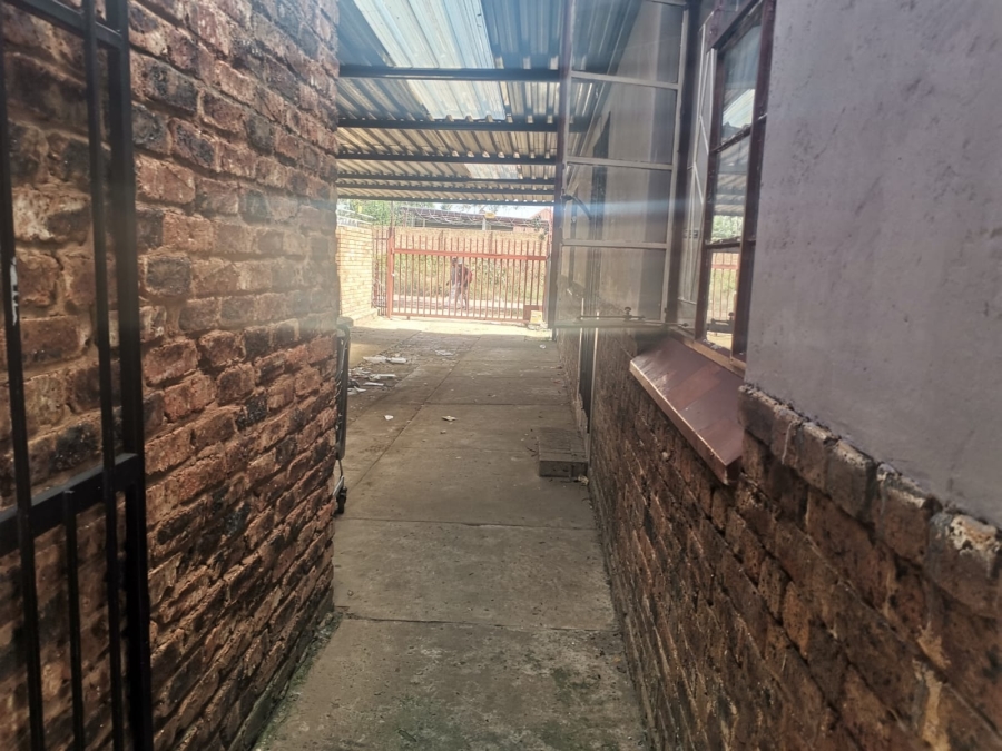 5 Bedroom Property for Sale in Pretoria West Gauteng