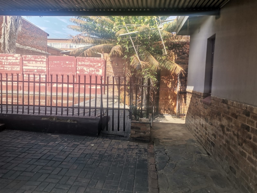 5 Bedroom Property for Sale in Pretoria West Gauteng