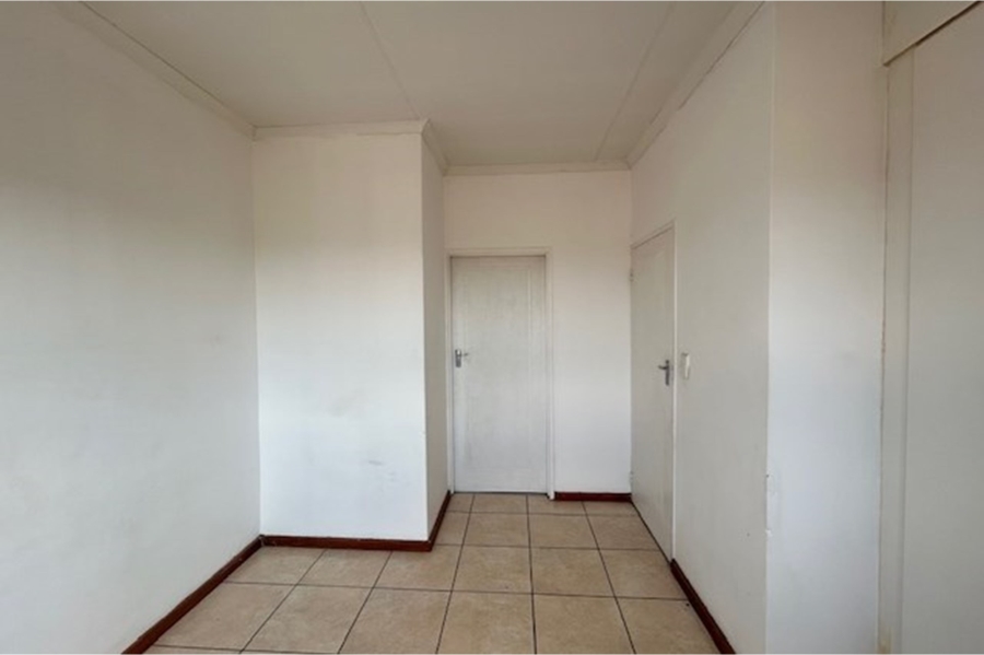1 Bedroom Property for Sale in Karenpark Gauteng