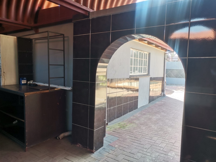 5 Bedroom Property for Sale in Pretoria West Gauteng