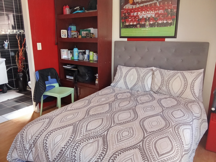 4 Bedroom Property for Sale in Weltevreden Park Gauteng