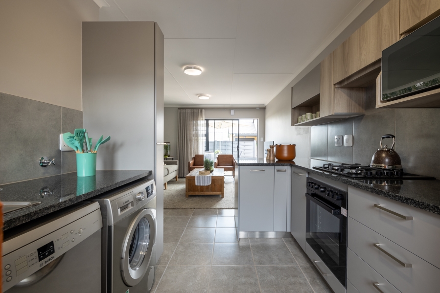 To Let 1 Bedroom Property for Rent in Montana Tuine Gauteng