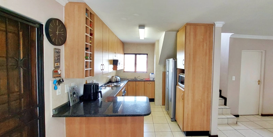 3 Bedroom Property for Sale in Halfway Gardens Gauteng