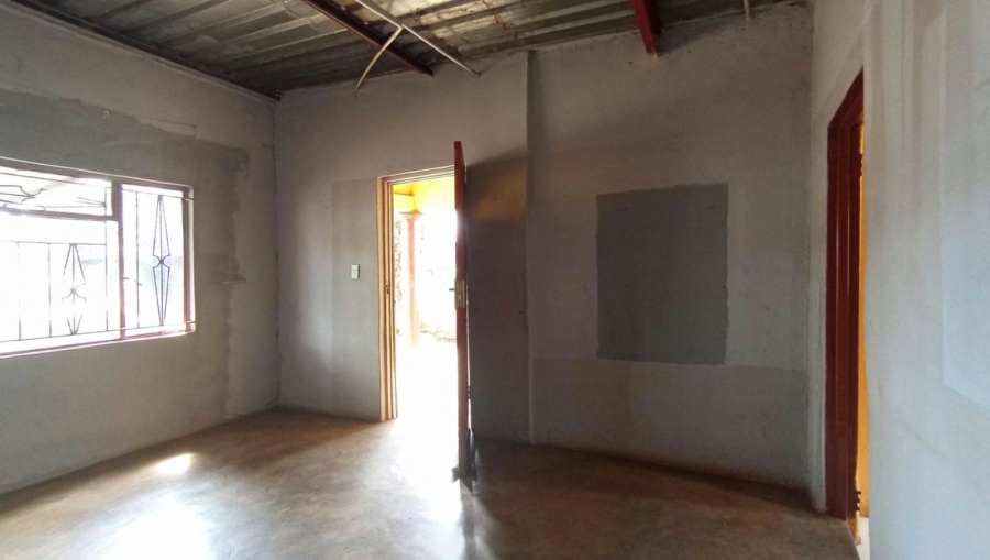 3 Bedroom Property for Sale in Lotus Gardens Gauteng