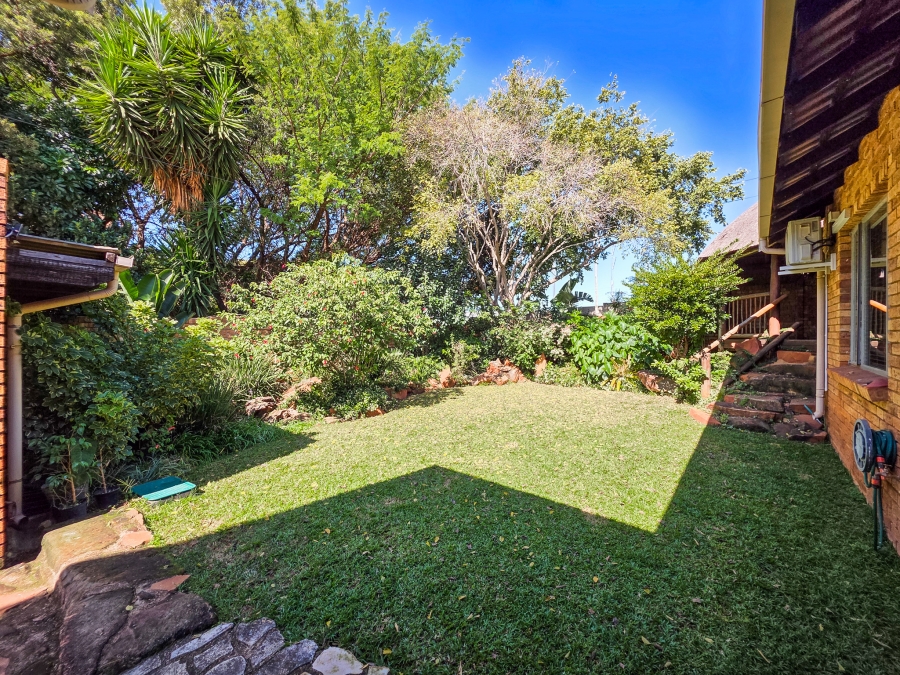 3 Bedroom Property for Sale in Garsfontein Gauteng
