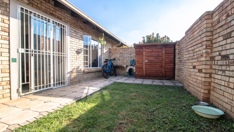 2 Bedroom Property for Sale in Brentwood Gauteng