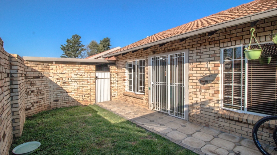 2 Bedroom Property for Sale in Brentwood Gauteng