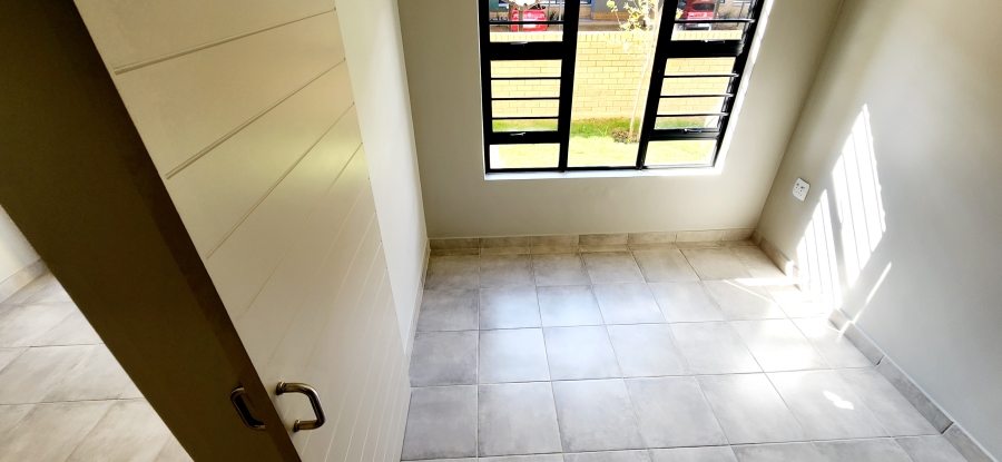 To Let 1 Bedroom Property for Rent in Montana Tuine Gauteng
