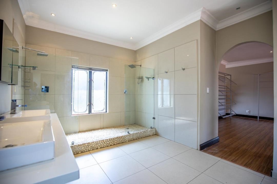 To Let 4 Bedroom Property for Rent in Boardwalk Manor Gauteng