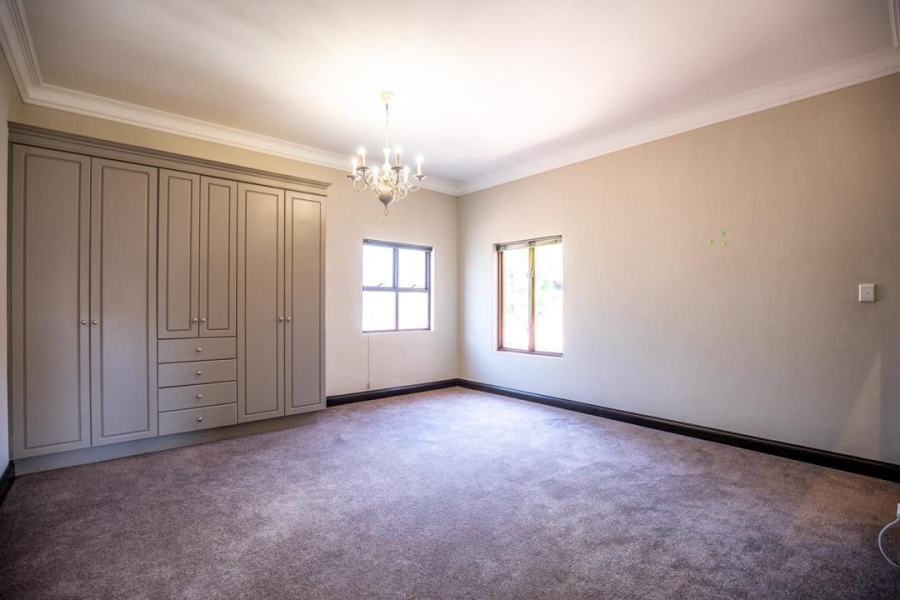 To Let 4 Bedroom Property for Rent in Boardwalk Manor Gauteng