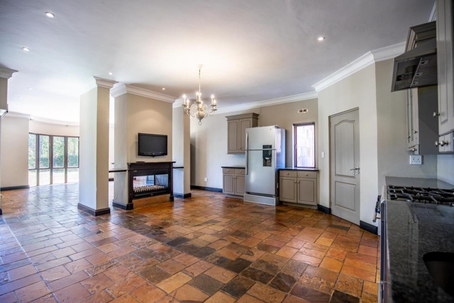 To Let 4 Bedroom Property for Rent in Boardwalk Manor Gauteng