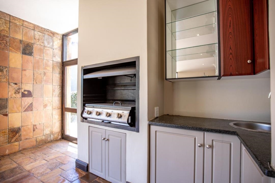 To Let 4 Bedroom Property for Rent in Boardwalk Manor Gauteng