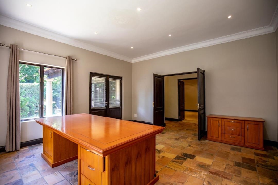 To Let 4 Bedroom Property for Rent in Boardwalk Manor Gauteng