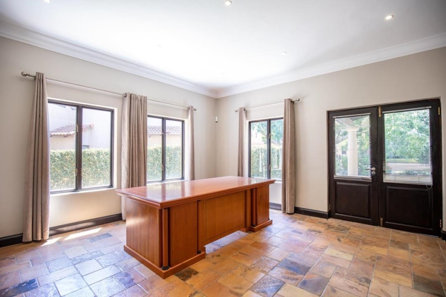 To Let 4 Bedroom Property for Rent in Boardwalk Manor Gauteng