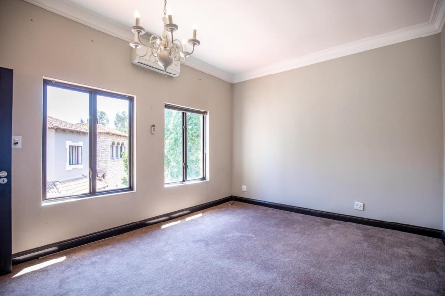 To Let 4 Bedroom Property for Rent in Boardwalk Manor Gauteng