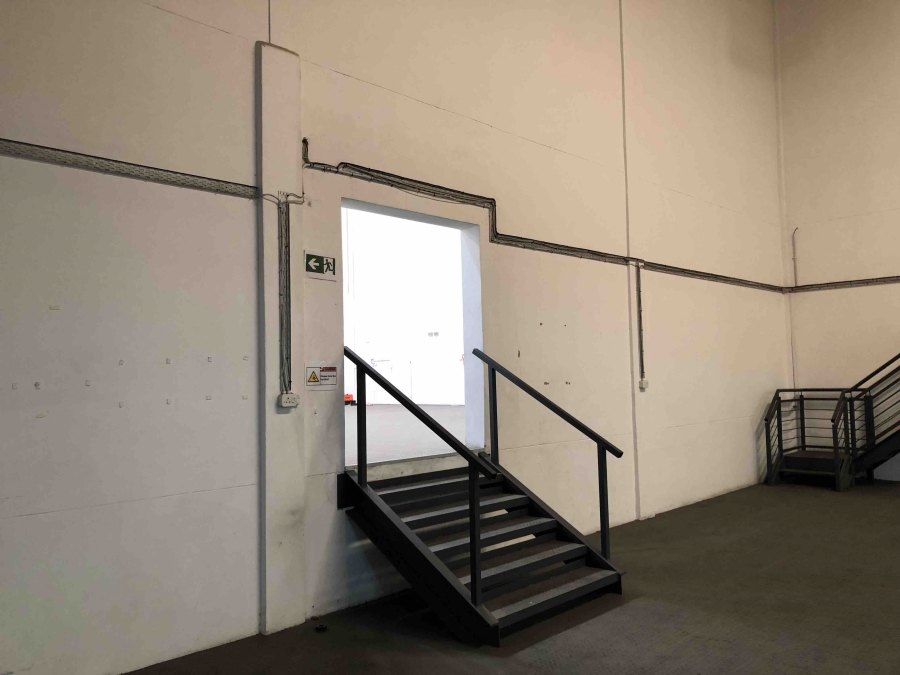 To Let commercial Property for Rent in North Riding Gauteng