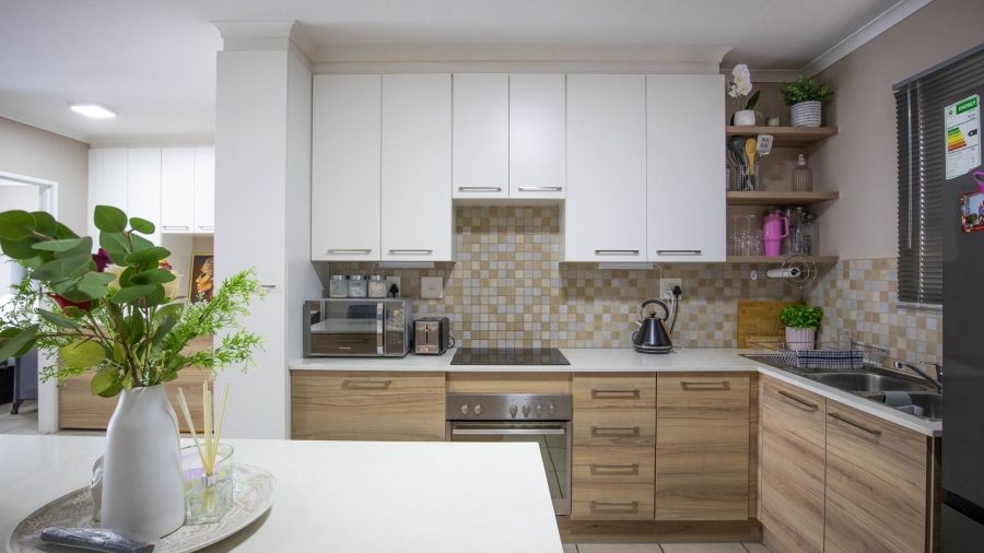 To Let 2 Bedroom Property for Rent in Montana Gauteng