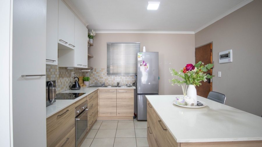 To Let 2 Bedroom Property for Rent in Montana Gauteng