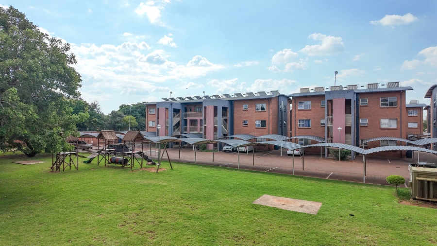 To Let 2 Bedroom Property for Rent in Montana Gauteng