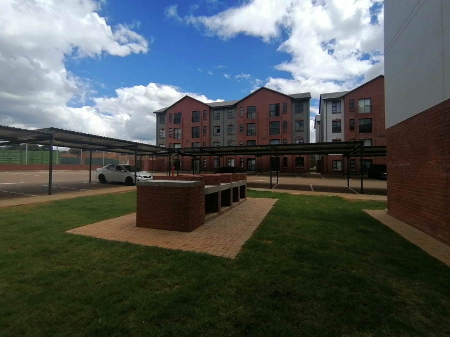 2 Bedroom Property for Sale in Orlando West Gauteng