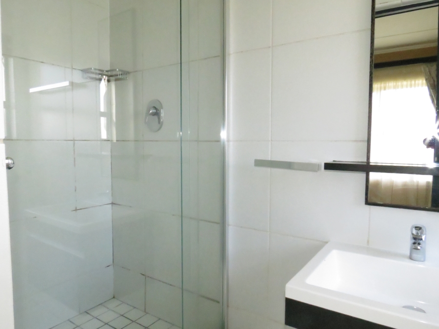 3 Bedroom Property for Sale in Greenstone Hill Gauteng